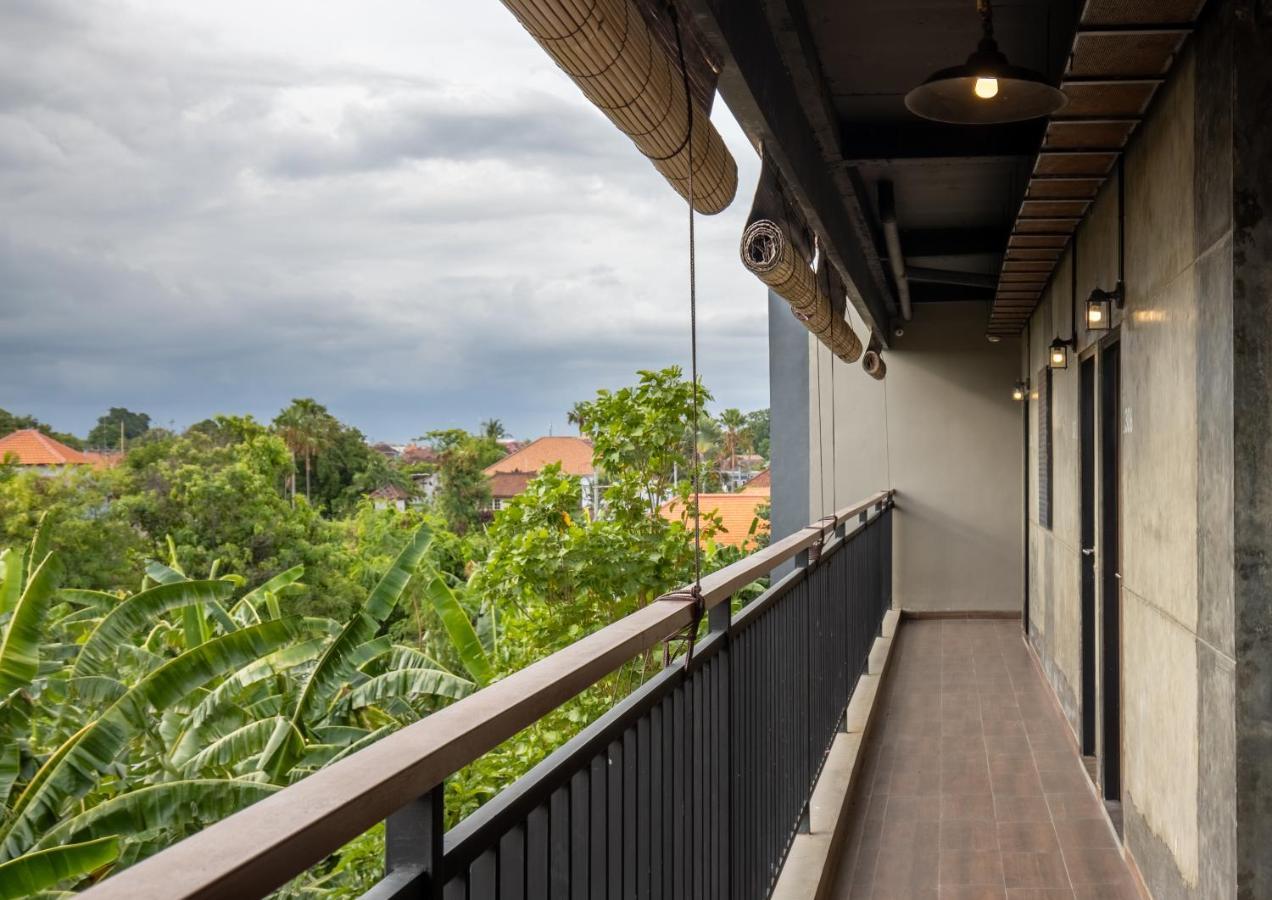Hotel The Aswana Seminyak Zewnętrze zdjęcie