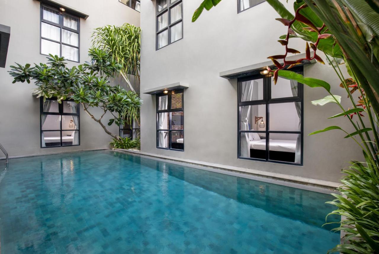 Hotel The Aswana Seminyak Zewnętrze zdjęcie